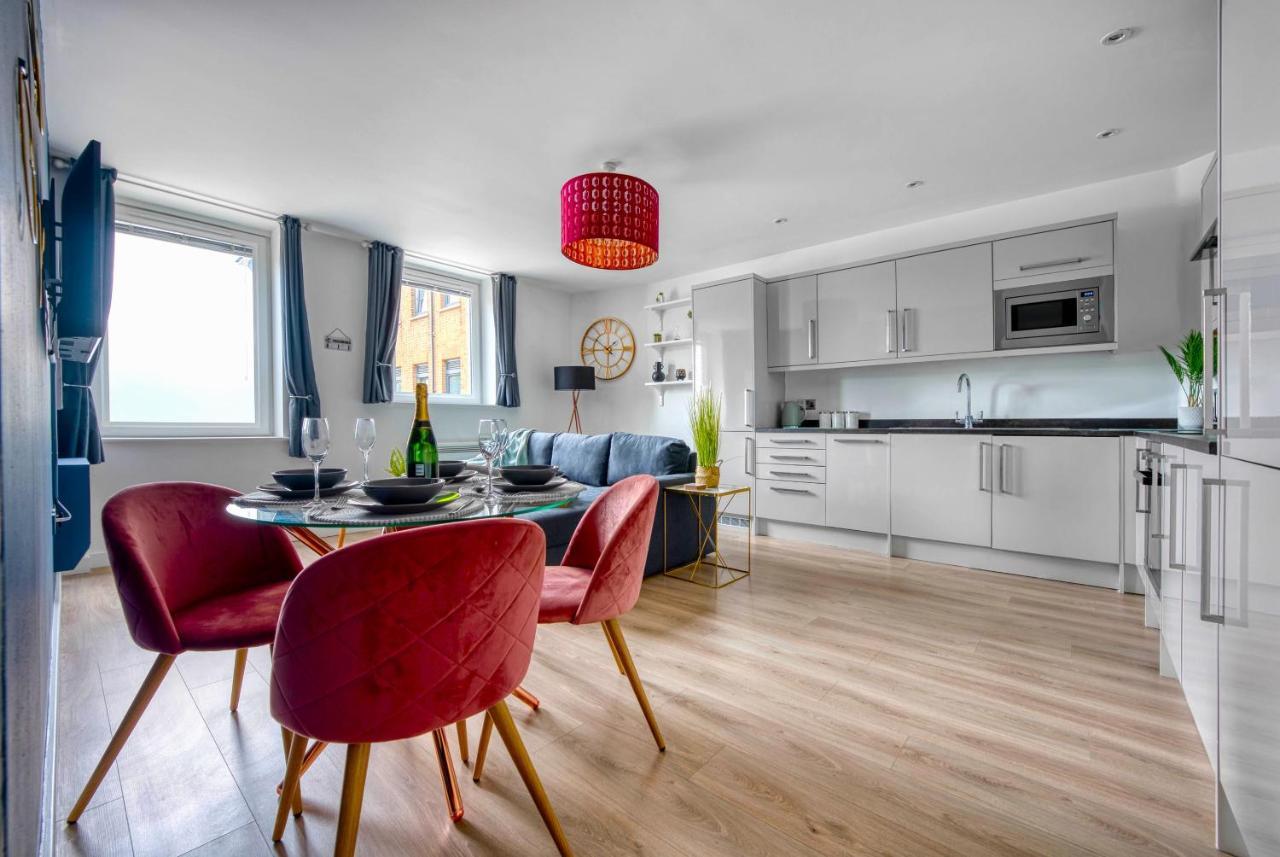 The Post House Two By Fortuna Property Gloucester Exteriér fotografie