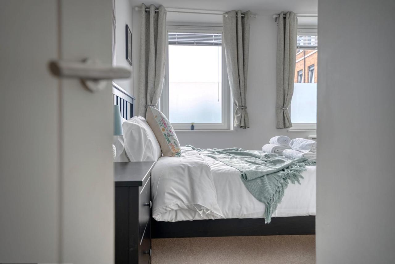 The Post House Two By Fortuna Property Gloucester Exteriér fotografie